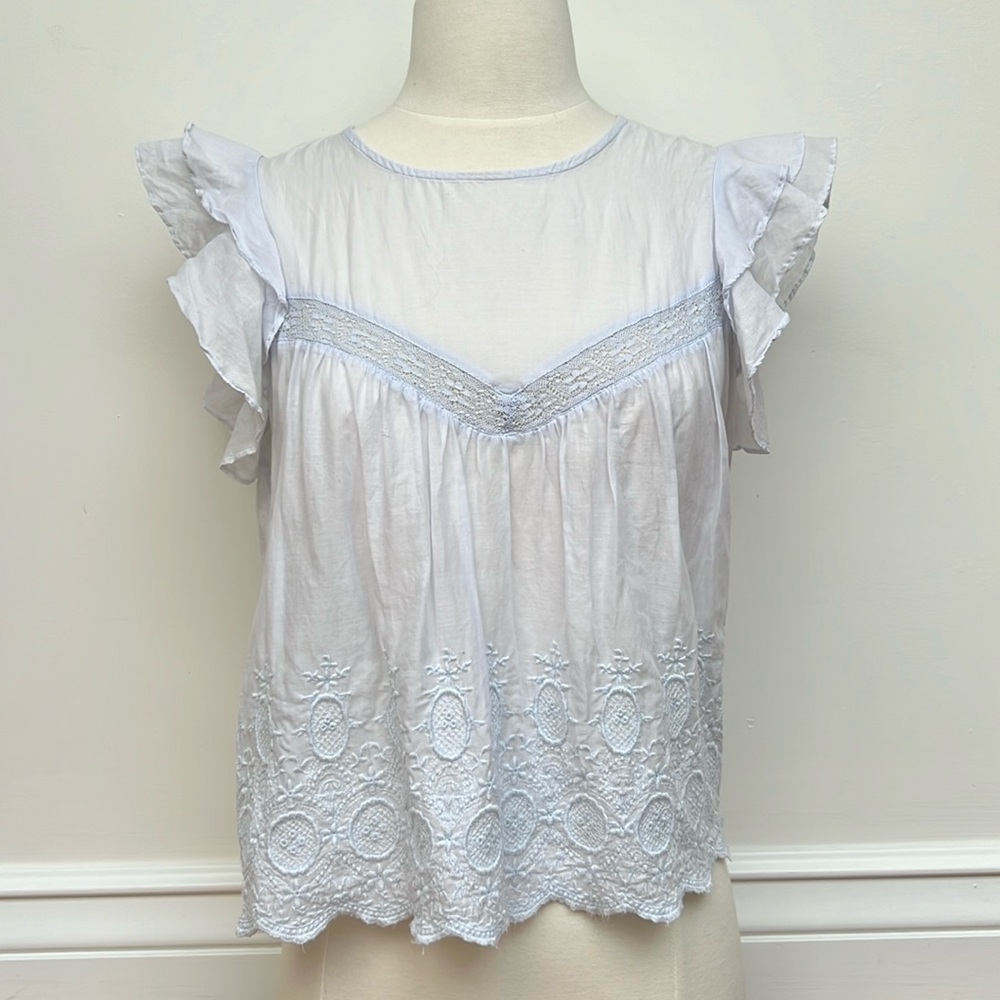 Aritzia Sunday Best Top. Size medium